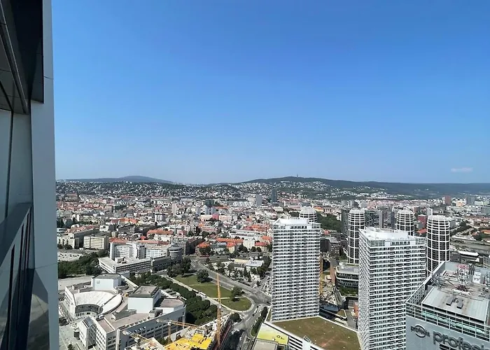 아파트 Exclusive In Eurovea Tower *