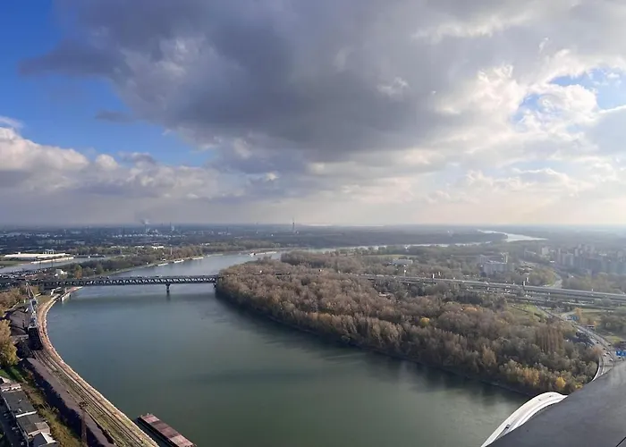 Exclusive In Eurovea Tower براتسيلافا