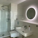 Exclusive In Eurovea Tower Διαμέρισμα *