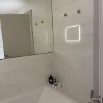Exclusive In Eurovea Tower Διαμέρισμα *
